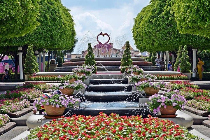 Full-Day Dream World Bangkok: Tickets, Rides & Family Guide photo 3