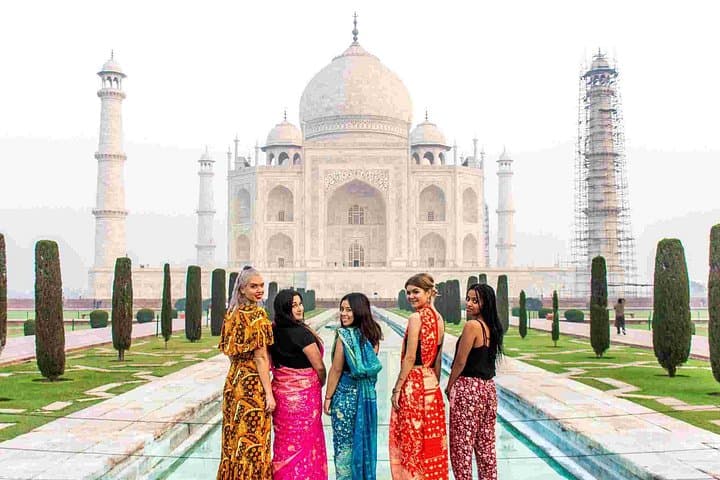 Same-Day Luxury Taj Mahal Tour from Delhi — Private Car to Agra photo 4