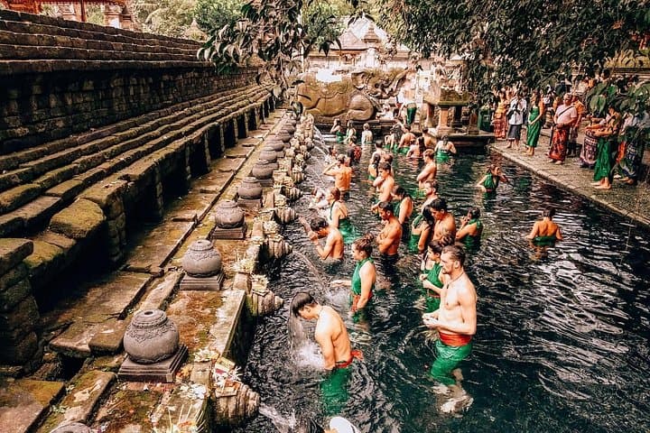 Sacred Sites of Bali: Gunung Kawi & Tirta Empul Full-Day Tour from Ubud