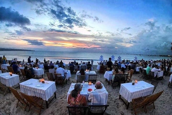 Uluwatu Temple Sunset & Kecak Fire Dance with Jimbaran Bay Seafood Dinner photo 3