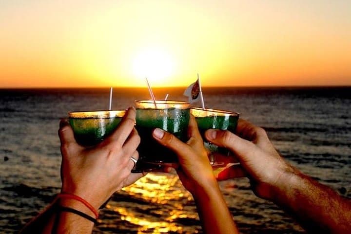 Unwind at Negril’s Pristine Beaches and Iconic Cliffs photo 5