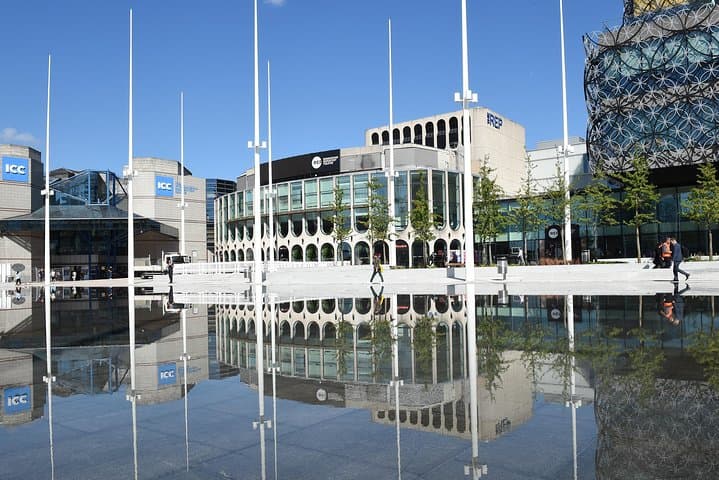 Birmingham Walking Tour — Canals, Victorians and the Modern City photo 4