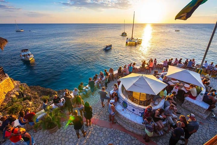 Negril Beach & Rick's Cafe Tour — Sunset, Cliffs, and Seven-Mile Swim photo 5