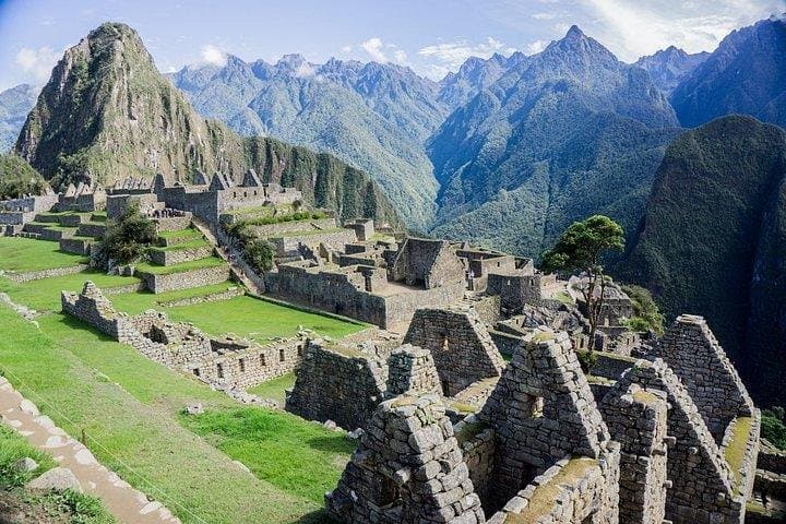 4-Day Cusco to Machu Picchu & Humantay Lake Private Tour — From Cusco