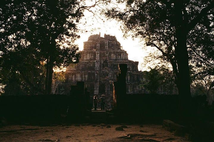 Explore Beng Mealea and Koh Ker: Private Day Tour from Siem Reap