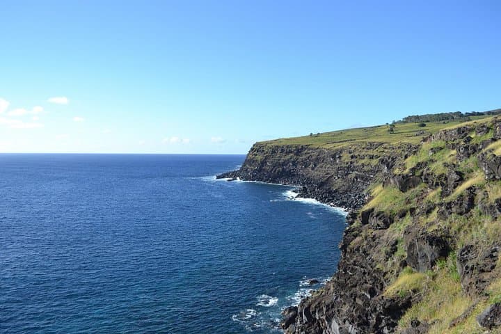 Caves and Lava Fields Half-Day Hike on Rapa Nui: Ana te Pahu to Ana Kakenga photo 3