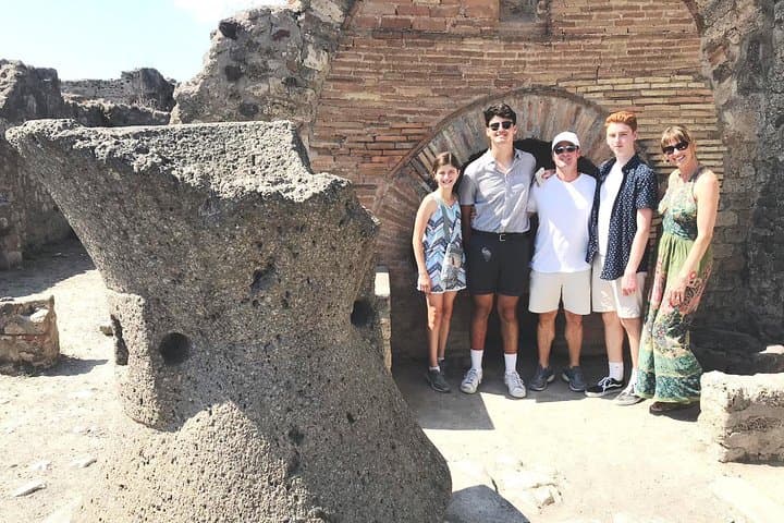 Pompeii and Herculaneum Private Tour: Skip-the-Line Guided Experience