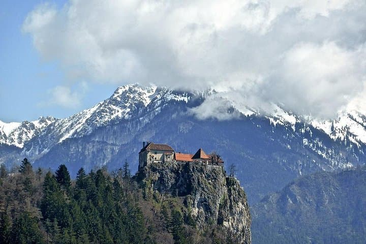 Crossing Borders: Private Day Trip from Zagreb to Lake Bled and Ljubljana photo 2