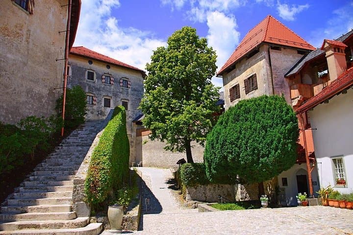 Crossing Borders: Private Day Trip from Zagreb to Lake Bled and Ljubljana photo 4
