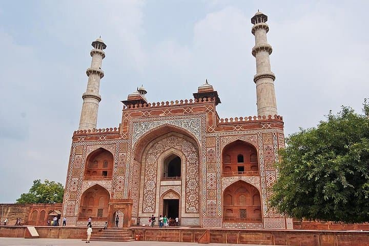 5-Day Golden Triangle Tour: Delhi, Agra & Jaipur with Skip-the-Line Taj Mahal Access photo 3