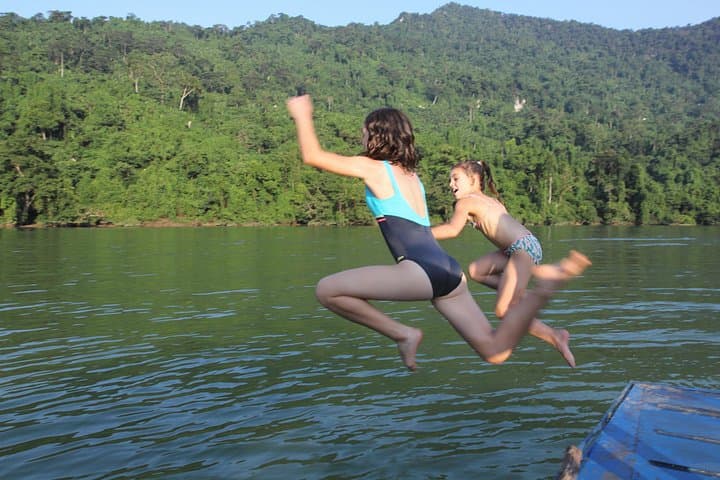 Ba Be Lake 2-Day Adventure: Homestay, Boat, Kayak & Cave Tour from Hanoi