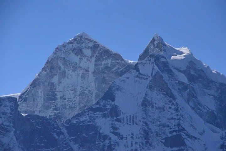Island Peak & Everest Base Camp: 16-Day Private Climb and Trek Guide photo 3