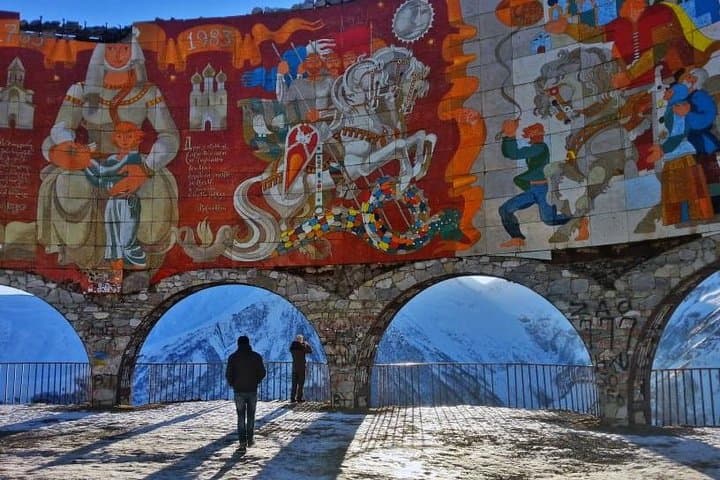Kazbegi Adventure Day Trip from Tbilisi: Gergeti, Ananuri & Khinkali Masterclass photo 6