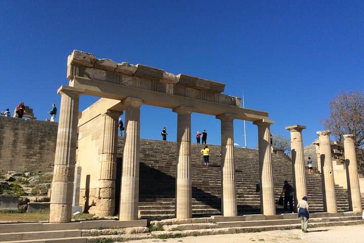 Rhodes and Lindos Half-Day Private Tour: Medieval Streets to Cliffside Acropolis