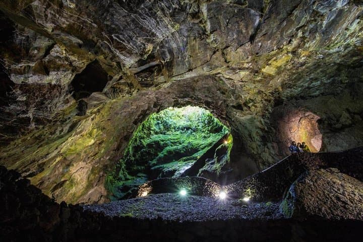 Terceira Island Afternoon Caves Tour: Algar do Carvão, Furnas do Enxofre & Biscoitos