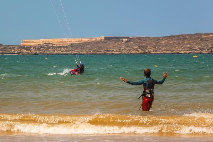 3-Hour Kitesurfing Lesson in Essaouira Bay — Beginner to Intermediate photo 2