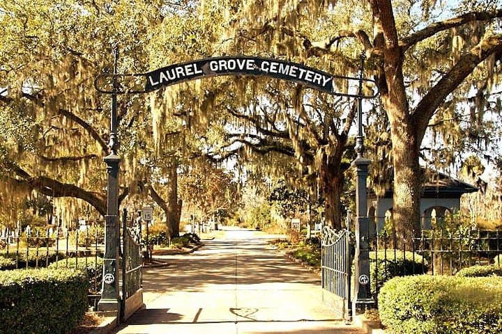 Laurel Grove Cemetery Tour — Savannah's Victorian Cemetery & Historic Walking Tour photo 1