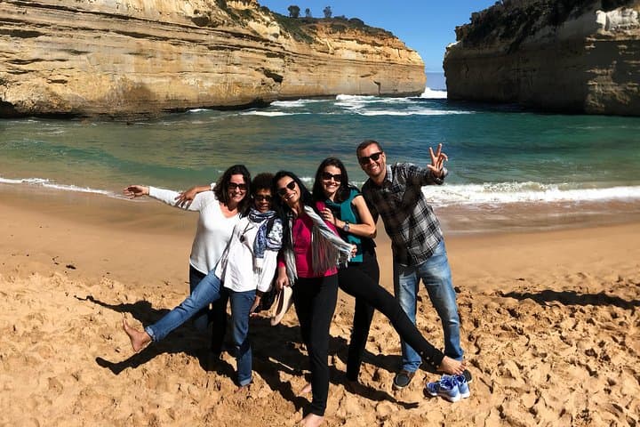 Reverse Great Ocean Road Small-Group Tour: Beat the Crowds to the 12 Apostles photo 2