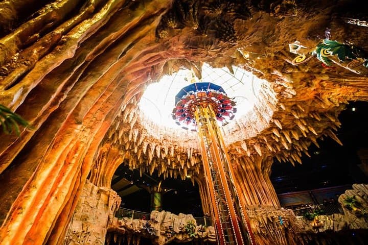 Ba Na Hills Day Trip from Hoi An — Golden Bridge, Cable Car & Guide Tips photo 4