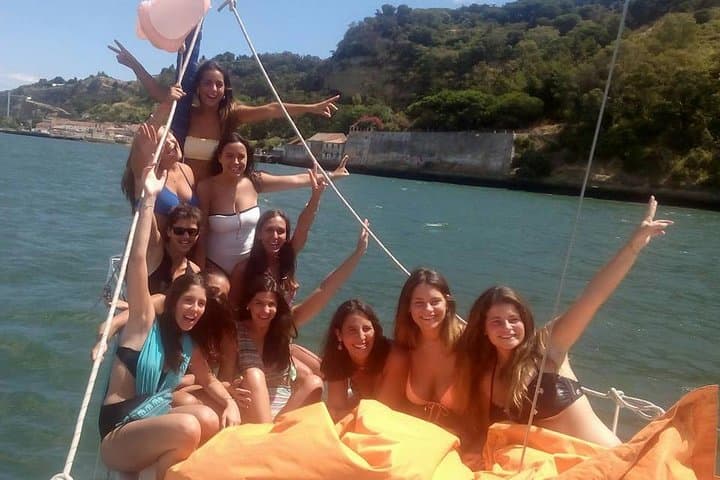 Private Lisbon Boat Tour: 2-Hour Scenic Sailing Along the Tagus photo 2