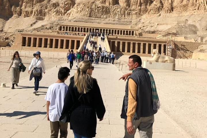 3-Night-Nile-Cruise-Aswan-to-Luxor-4-Day-Private-Egyptology-Tour photo 1