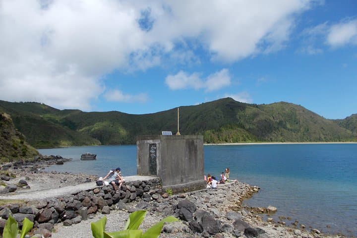 Lagoa do Fogo Walking Tour: Crater-Lake Hike & Picnic from Ponta Delgada photo 6