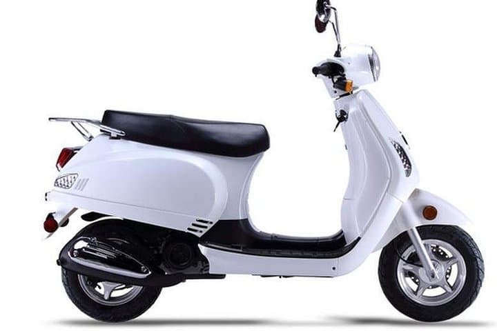 Miami Beach Retro 49cc Scooter Rental — 4 Hours Plus 1 Free photo 3