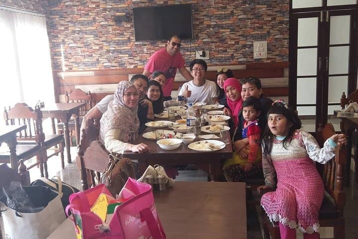 7-Day Kashmir Honeymoon: Srinagar, Gulmarg, Pahalgam & Sonamarg photo 4