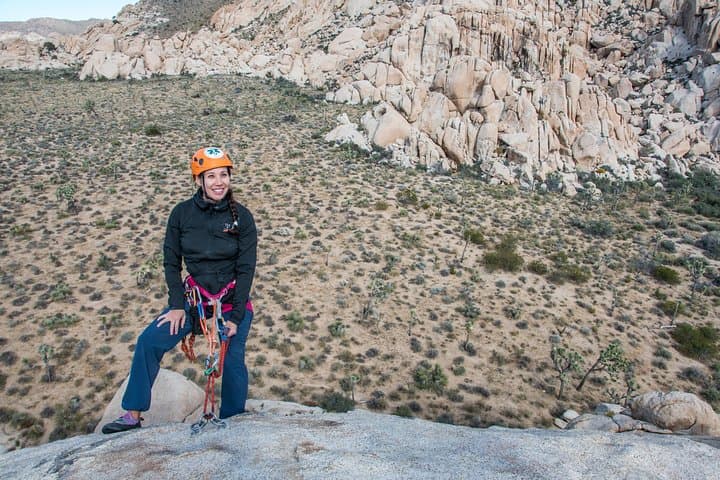 Rappelling in Joshua Tree: A 4-Hour Guided Descent Through Granite Gardens photo 2