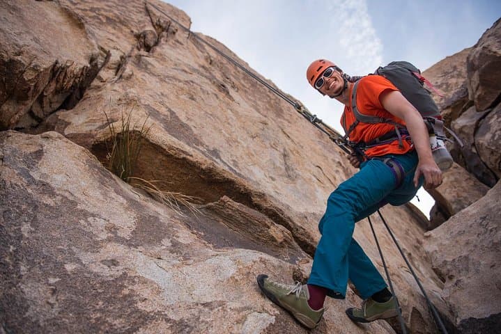 Guided Rappelling in Joshua Tree National Park — Half-Day Descent into the Granite Wilderness photo 3
