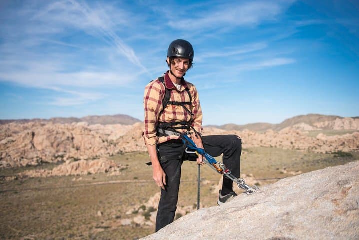 Guided Rappelling in Joshua Tree National Park — Half-Day Descent into the Granite Wilderness photo 4