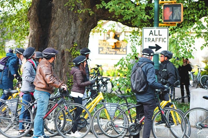 Central Park Bike Tour: Guided Dutch & German Rides Through NYC's Iconic Park photo 4