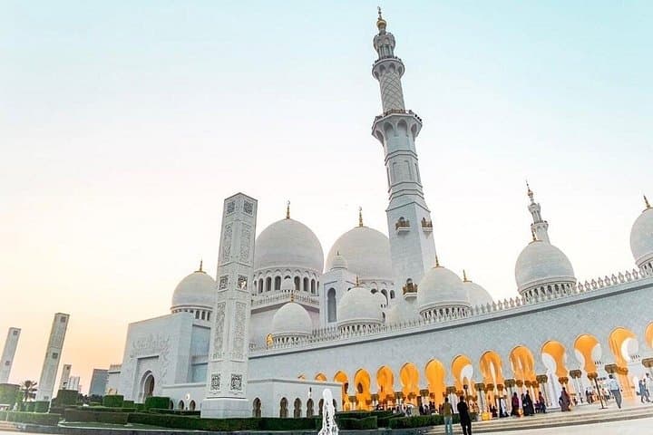 Abu Dhabi Full-Day Cultural Tour from Dubai — Sheikh Zayed, Qasr Al Watan & Louvre photo 3