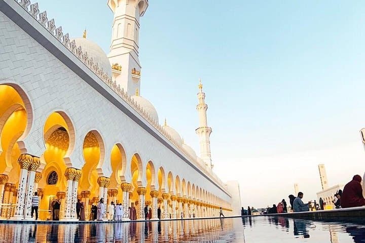 Abu Dhabi Full-Day Cultural Tour from Dubai — Sheikh Zayed, Qasr Al Watan & Louvre photo 2
