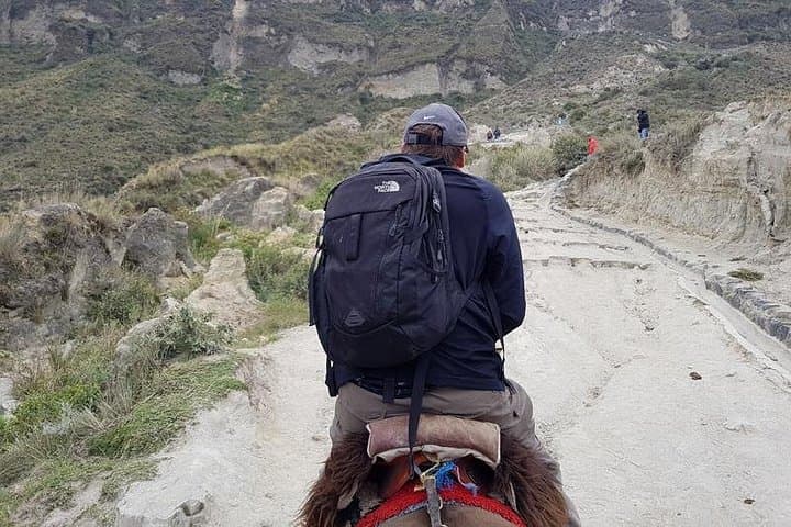 Quilotoa Lagoon Day Trip from Quito: Hike the Crater and Kayak the Emerald Lake photo 4