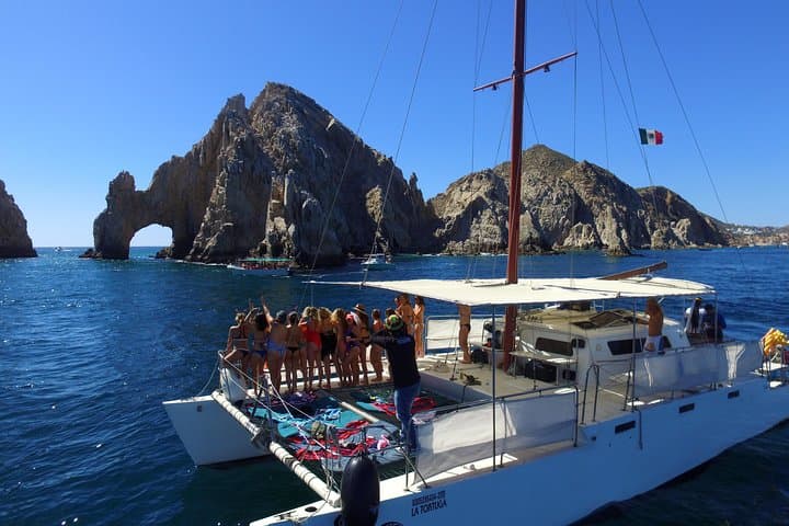 Private Catamaran Snorkeling Cruise in Los Cabos — Snorkel Santa María & El Arco photo 2