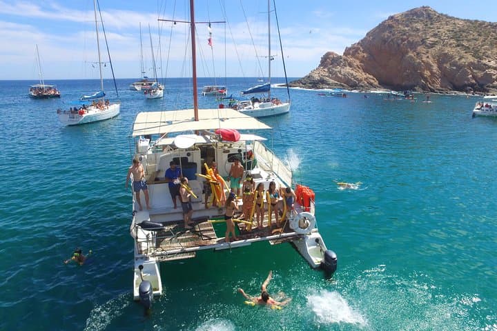 Private Catamaran Snorkeling Cruise in Los Cabos — Snorkel Santa María & El Arco photo 6