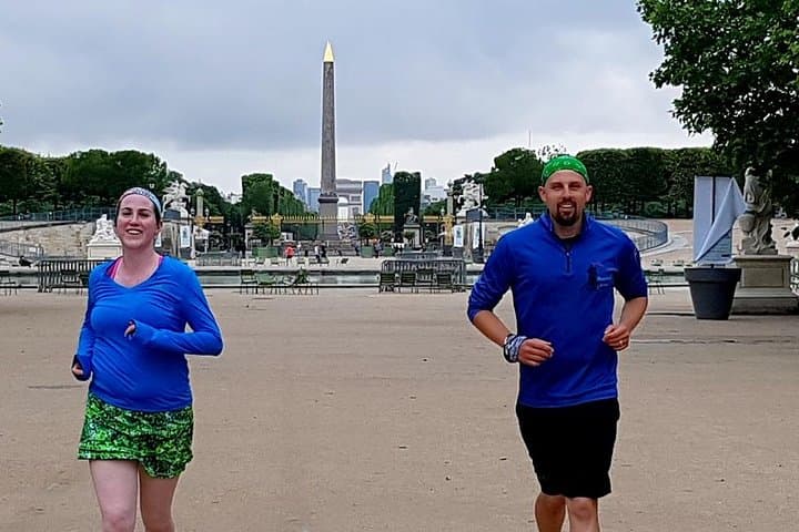 Paris 5-Mile Private Running Tour: Louvre to Île de la Cité & Champs-Élysées photo 3
