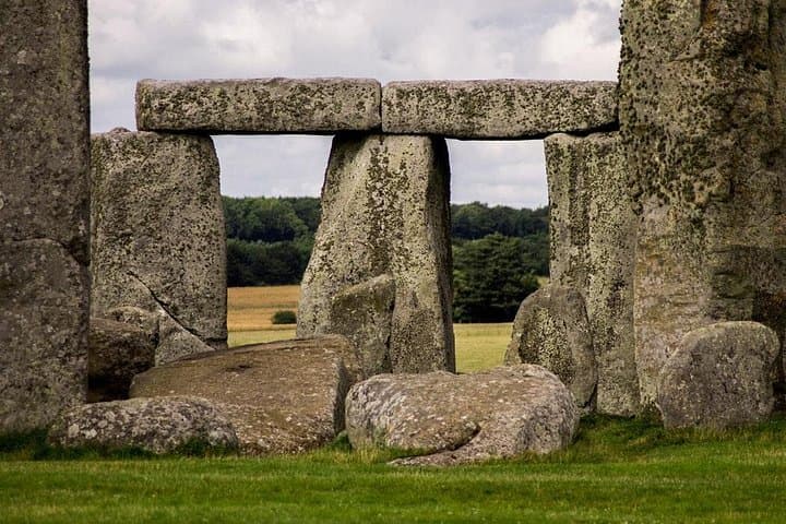 Private Stonehenge Tour from London or Southampton — 2‑Hour Visit with Private Transfer