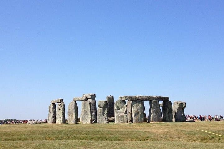 Private Stonehenge Tour from London or Southampton — 2‑Hour Visit with Private Transfer photo 3