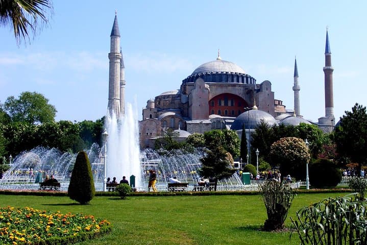 6-Day Istanbul to Ephesus and Pamukkale: A Practical Cultural & Thermal Adventure photo 2