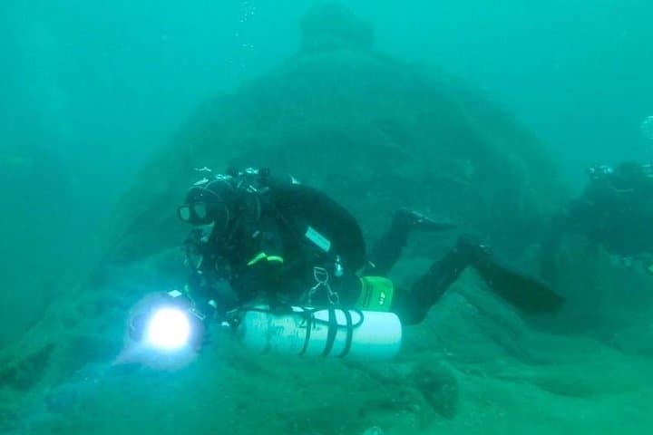 Double Dive Cascais — Two Scuba Dives Along Portugal's Rocky Coast photo 2