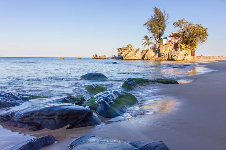 Phu Quoc 4-Day Escape: Beaches, Waterfall & Vinpearl Fun photo 3