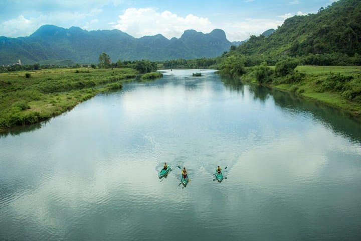 Phong Nha Cave Kayak Tour: 1-Day Underground River & Cave Hike