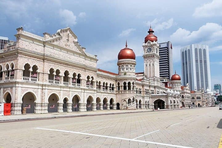 Full-Day Kuala Lumpur Shore Excursion — Batu Caves, Petronas & City Highlights photo 5