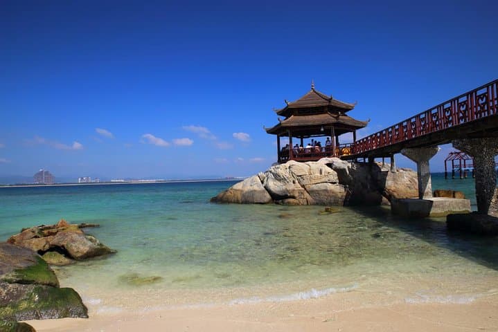 Wuzhizhou Islet Private Day Tour from Sanya — Beaches, Snorkeling & Tropical Flora photo 3