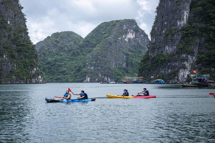 Private Halong Bay Day Cruise: Cave, Kayak & Ti Top Beach photo 3