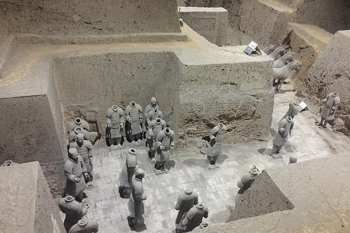 Xi'an 2-Day Private Tour from Beijing — Terracotta Warriors & Mount Huashan photo 5