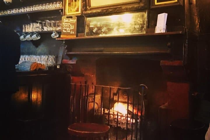 Walk in Scrooge’s Footsteps: A Christmas Carol & Dickens Old London Walking Tour photo 2