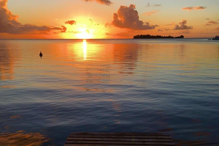Sunset Lagoon Cruise in Bora Bora: Shared Cultural Evening with Drinks photo 2
